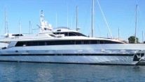 Avella At the Quay